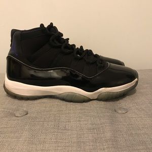 Air Jordan Space Jam 11